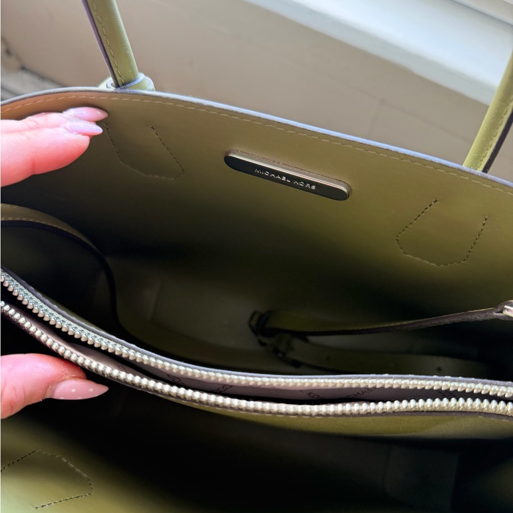 •SOLD• Michael Kors Olive Green Tote - Picture 6 of 10